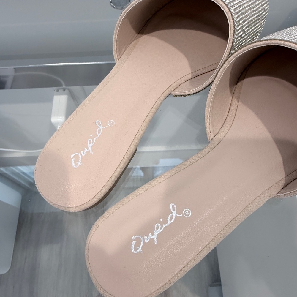 Qupid Cream Rhinestone Slides - Picture 3 of 6